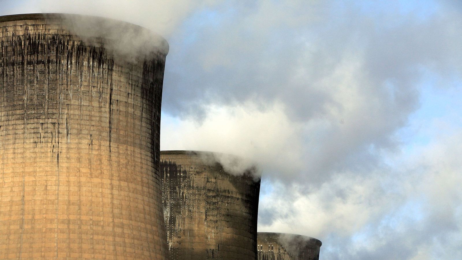 UK sets new record for days without coal power | Science & Tech News