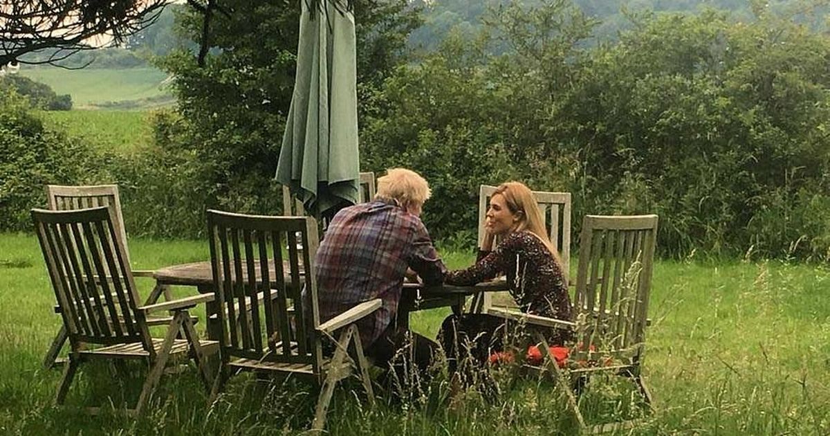 Boris Johnson accused of ‘obviously staged’ hand-holding photo with girlfriend