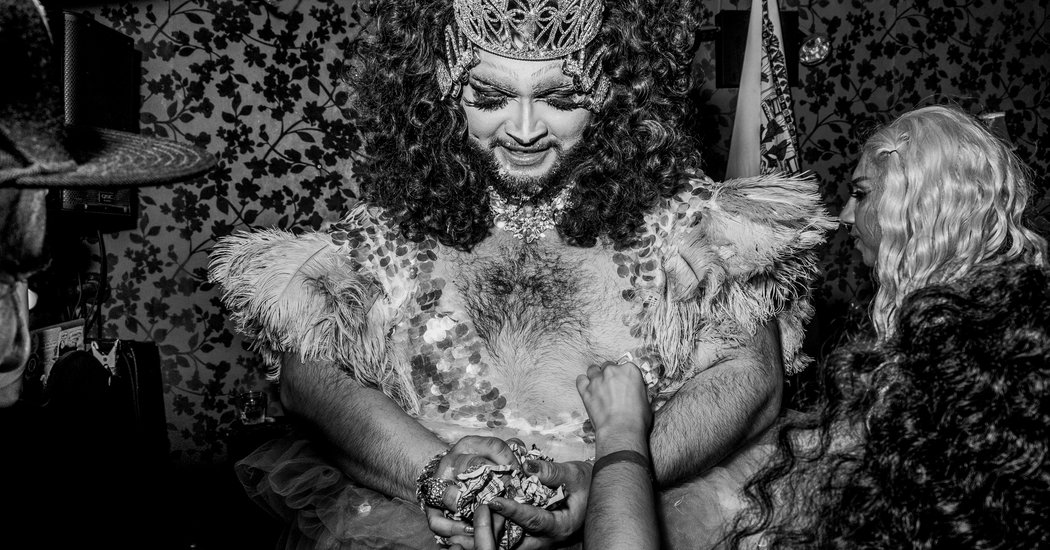 A Brooklyn Drag Show Celebrates Arab Queens