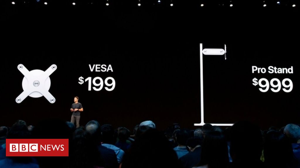 Tech Tent: Apple takes a stand on design