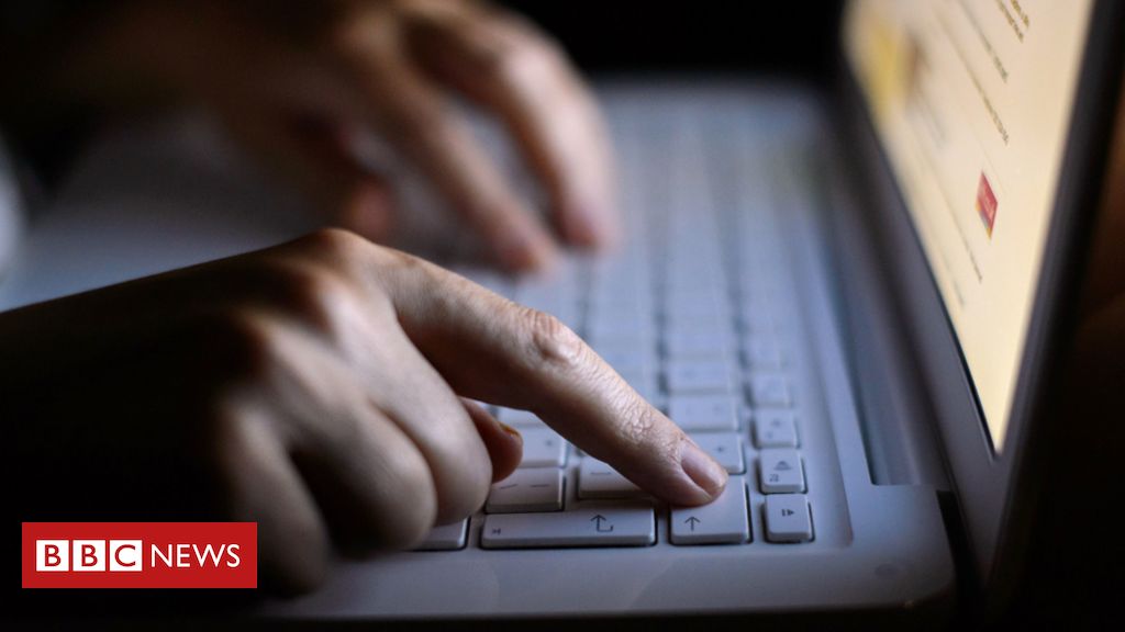 Online porn age-checks for under-18s ‘face new delay’
