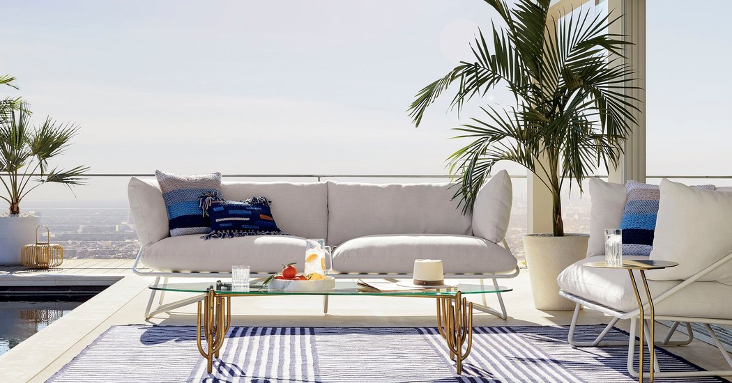 Shopping for Outdoor Sofas – The New York Times