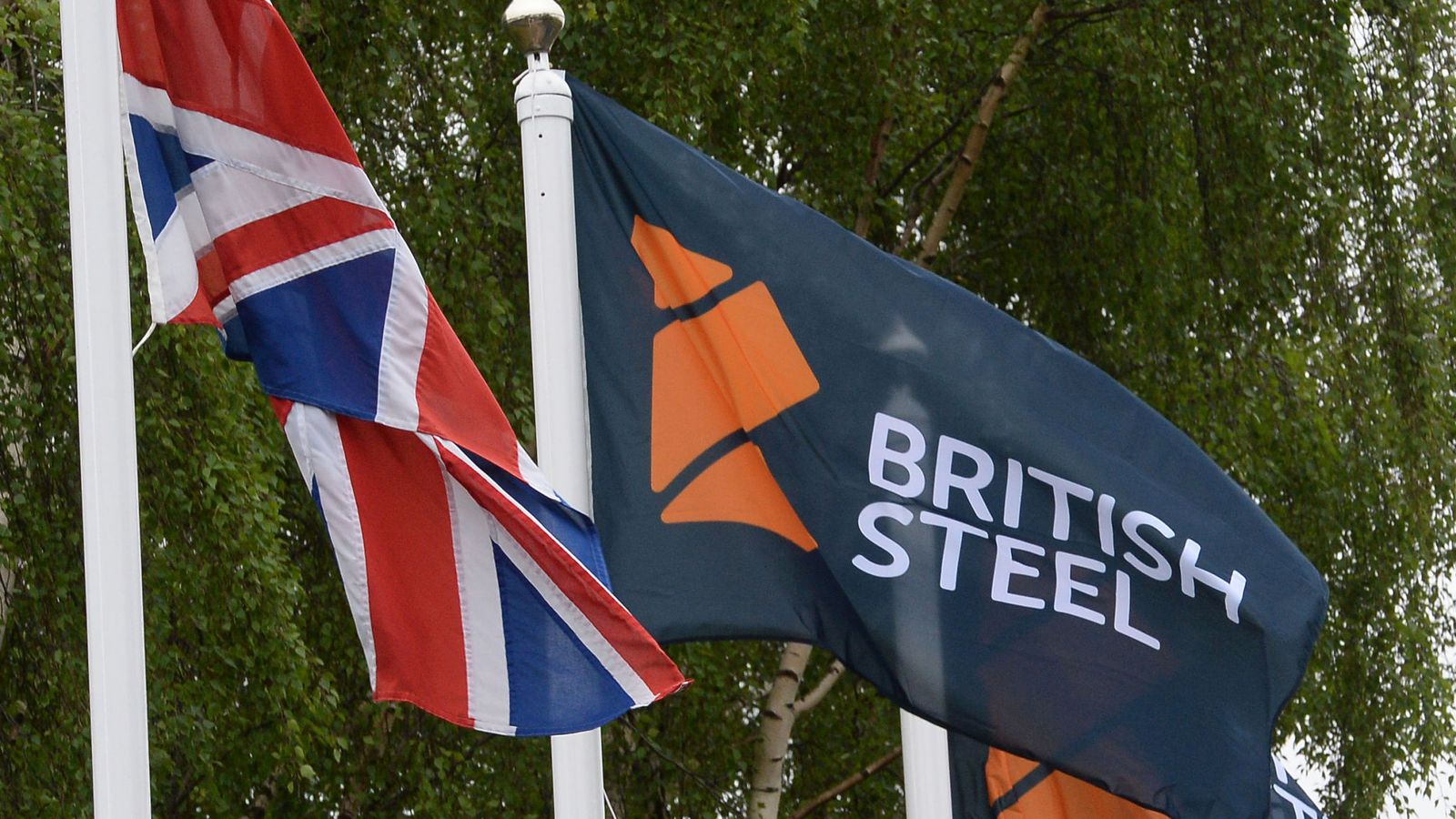 French giant in talks to snap up division of ailing British Steel | Business News