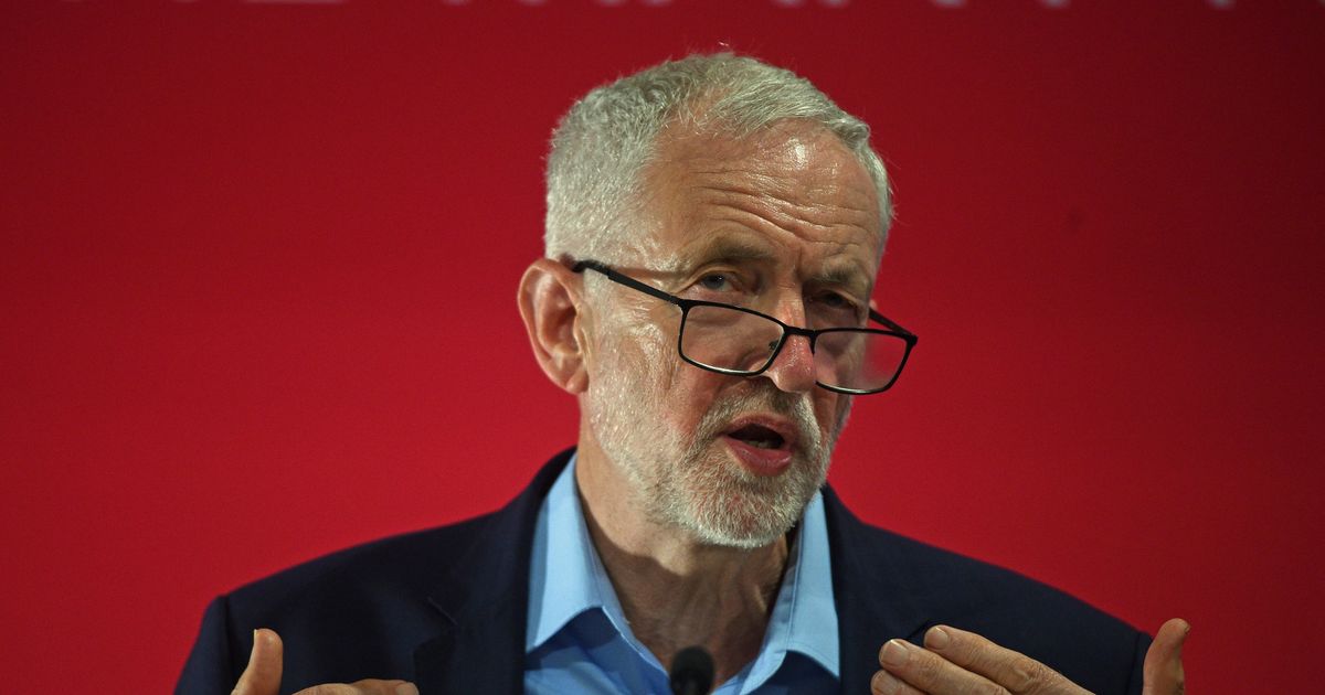 Jeremy Corbyn faces furious backlash from staff over handling of anti-Semitism doc