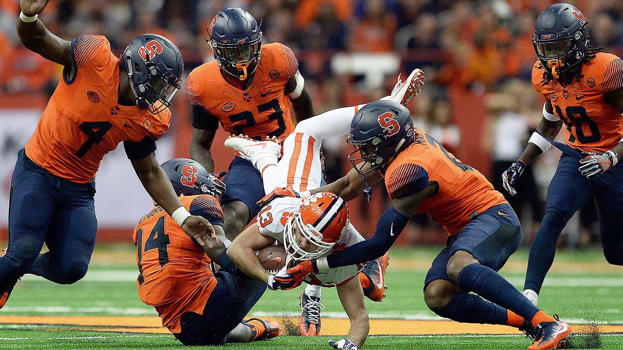 WEEKEND OF UPSETS!!! || The Kos Sports Show || Episode 5