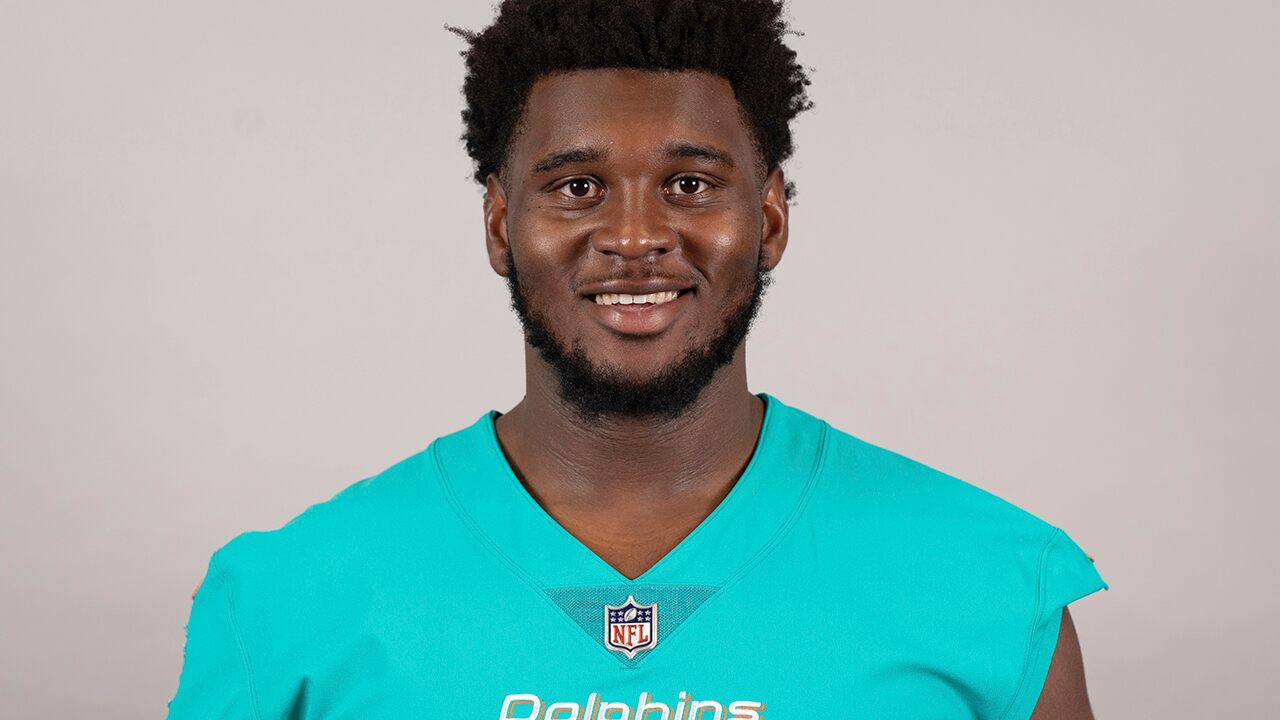 Miami Dolphins’ Kendrick Norton released from hospital 2 weeks after losing arm in crash