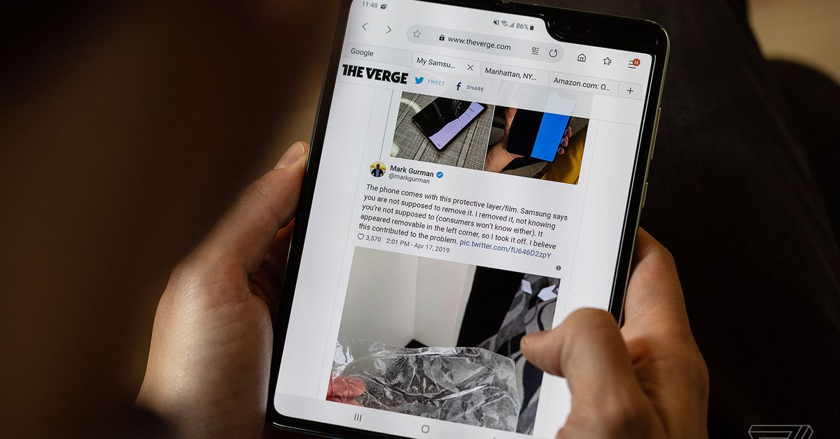 Samsung’s profit cut in half on slow sales of memory and flagship phones