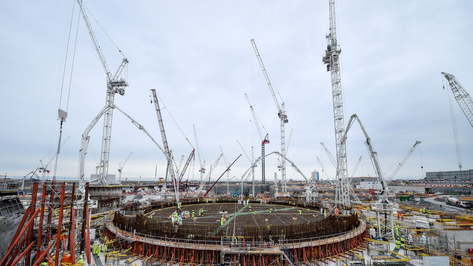 Rolls-Royce in talks with French consortium over civil nuclear deal | Business News