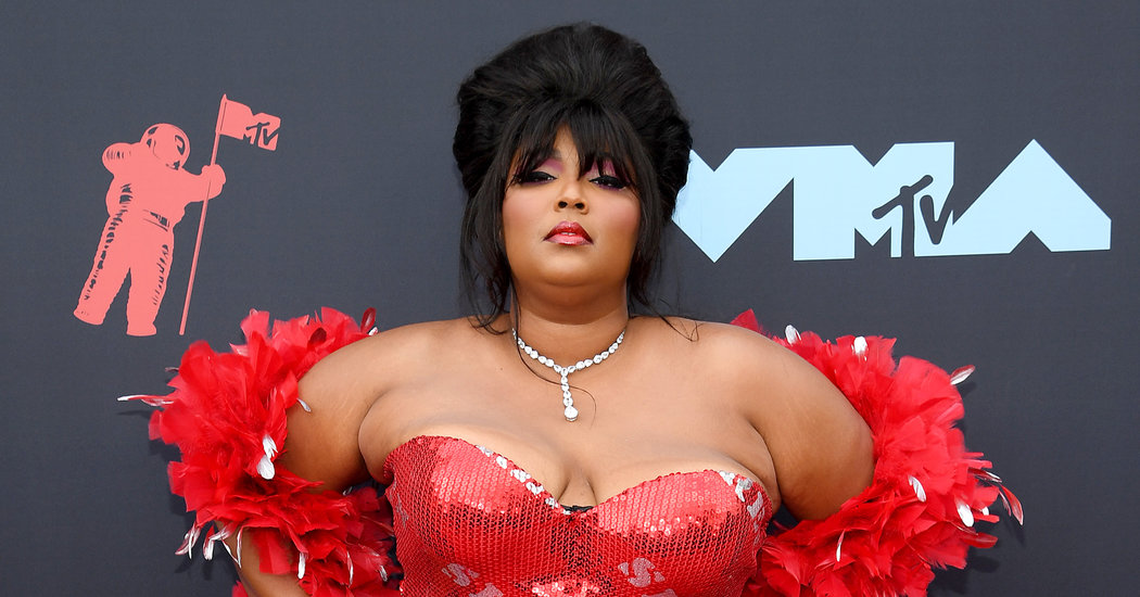 MTV VMAs 2019: Red Carpet Photos