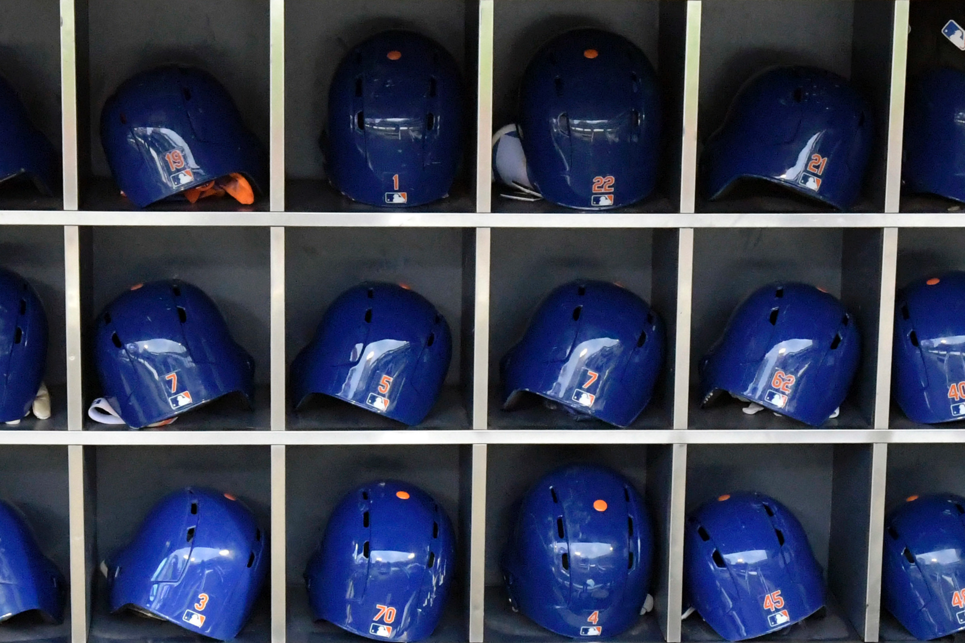 Little League World Series player shows how low a batter can go