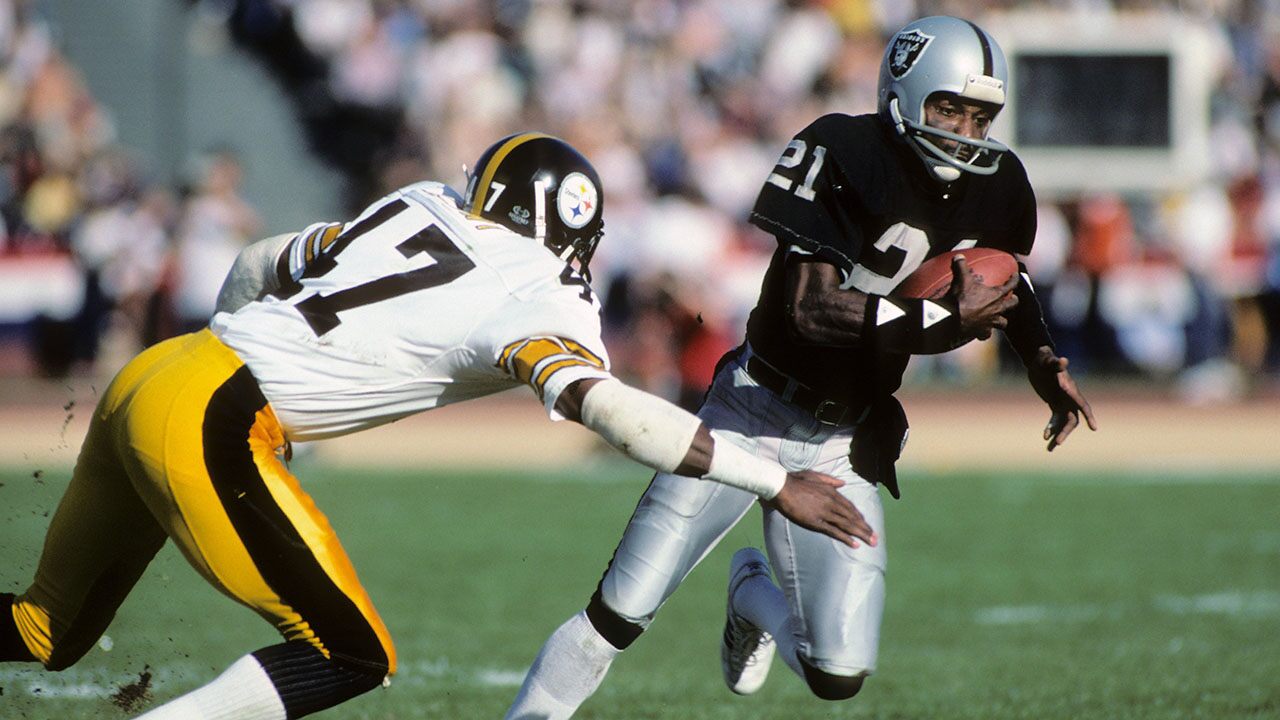 Cliff Branch, receiver from Oakland Raiders glory years, dies at 71