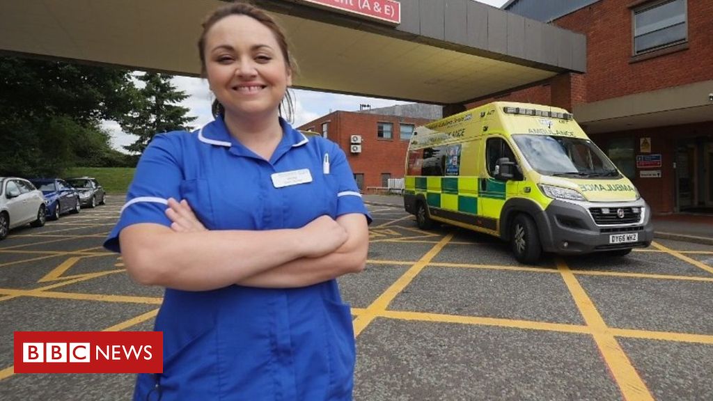 Casualty actor becomes A&E nurse in real life