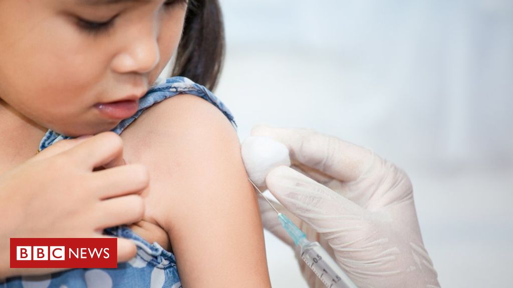 Alarm as uptake drops for all routine child jabs