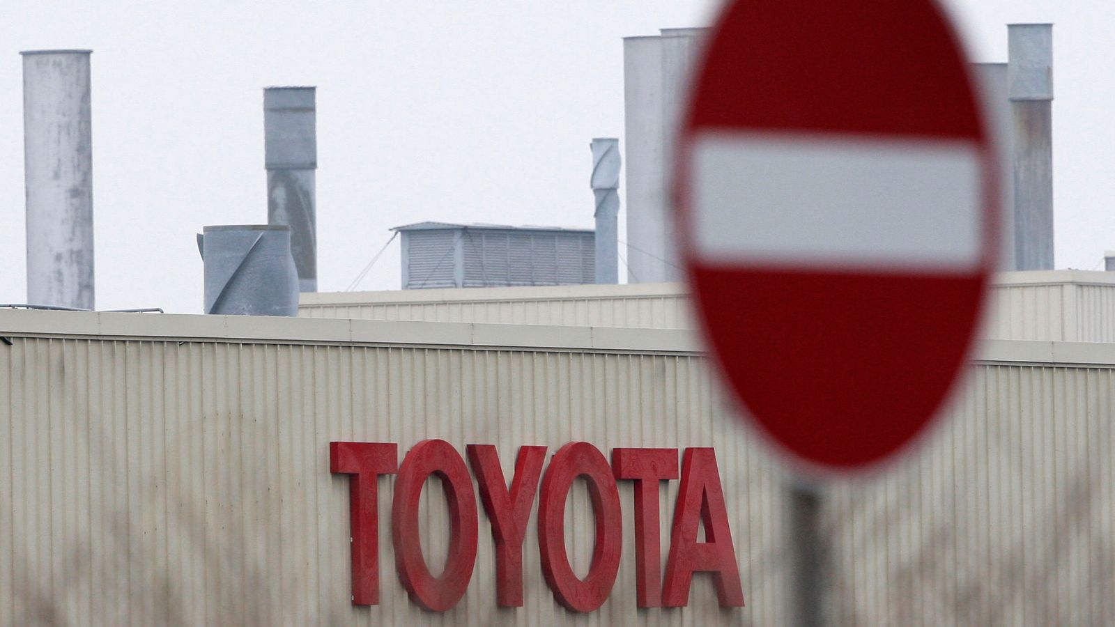 Toyota to put brake on car production at UK factory day after Brexit | Business News