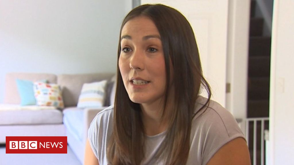 Miscarriages: Calls for better care for women in Wales