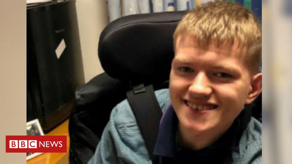 Wheelchair user ‘forced to wet himself’ after buses fail to stop