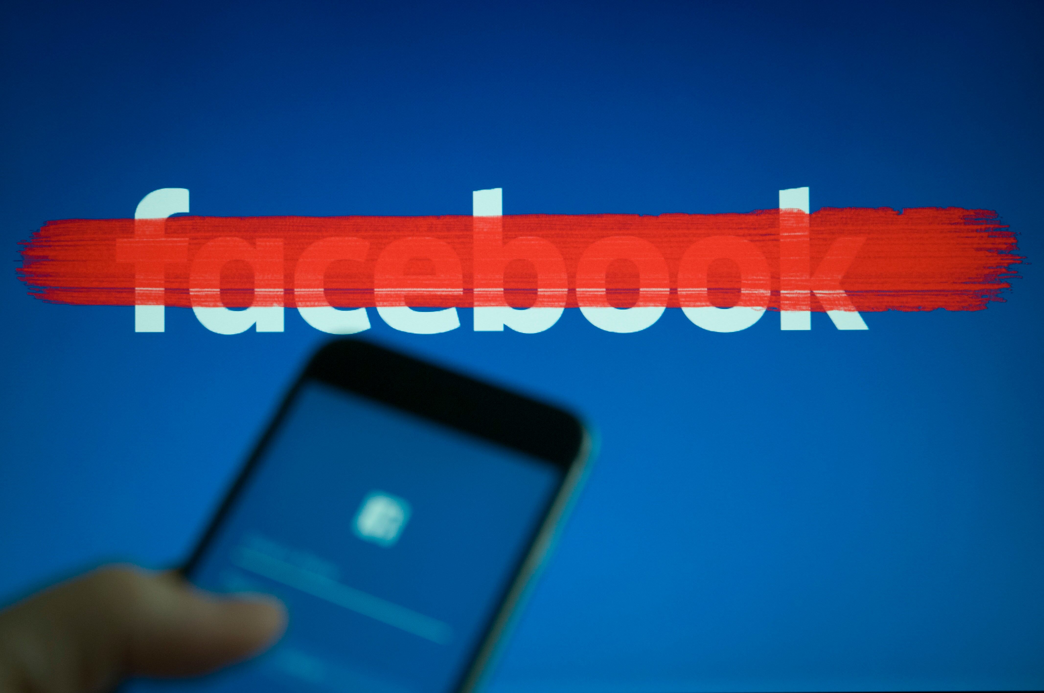 Facebook employees call on Zuckerberg to crack down on ‘false’ political ads in letter