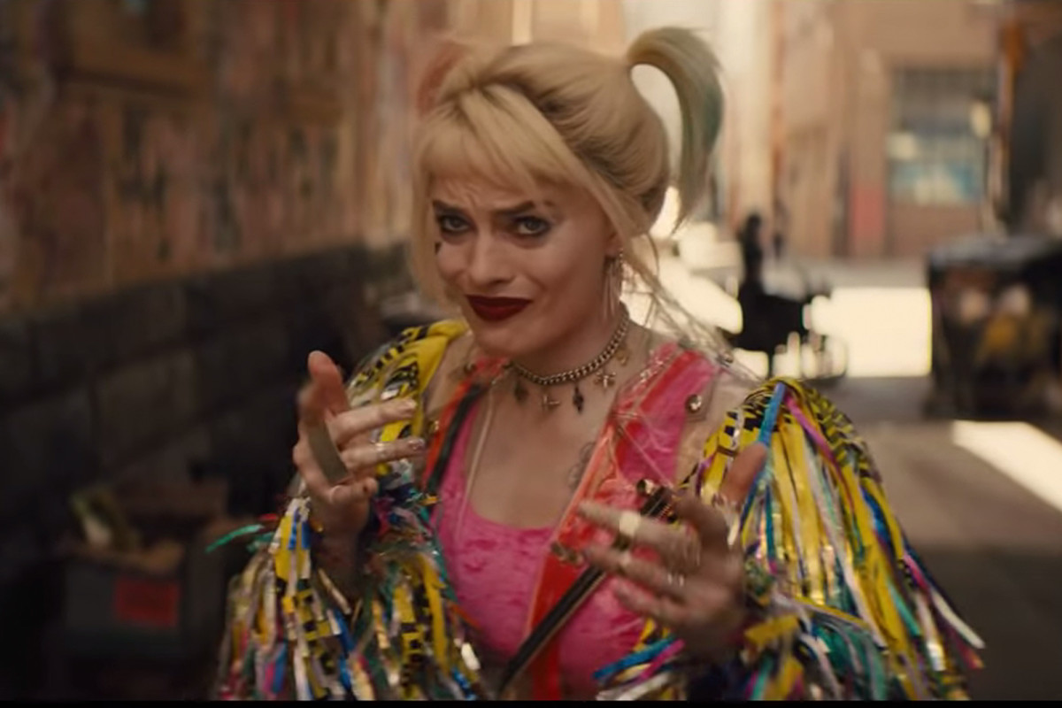 Margot Robbie is more deranged than ever as Harley Quinn