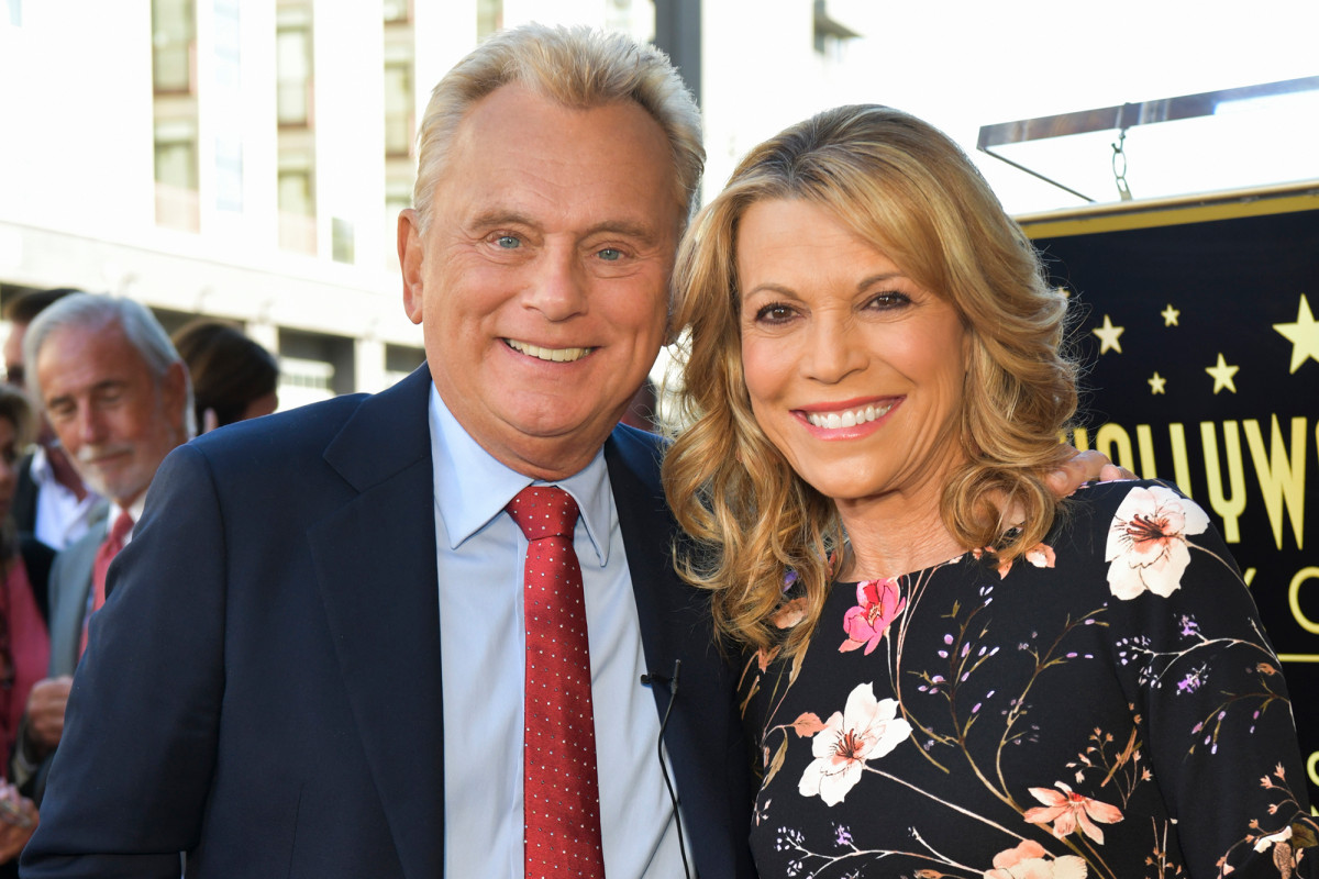 Vanna White hosts ‘Wheel of Fortune’ after Pat Sajak surgery