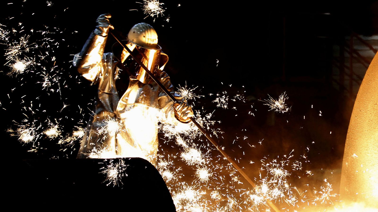 Germany narrowly escapes recession but growth fragile | Business News