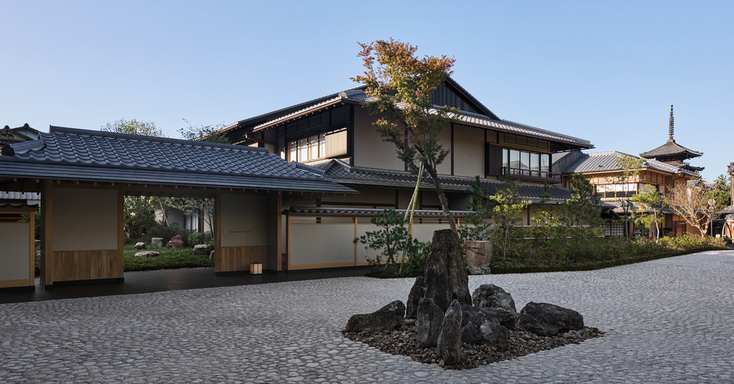 A New Hotel Embraces Kyoto’s Old Soul