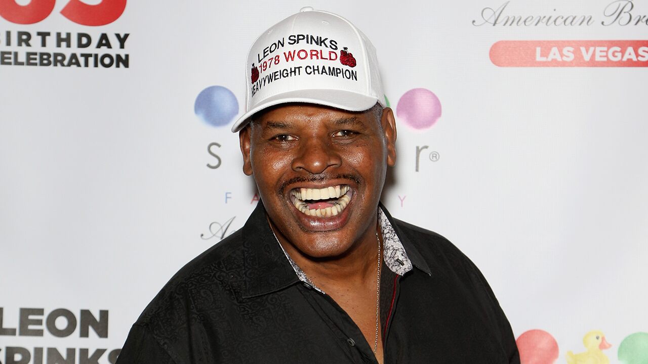Leon Spinks reportedly hospitalized as wife asks for prayers on social media