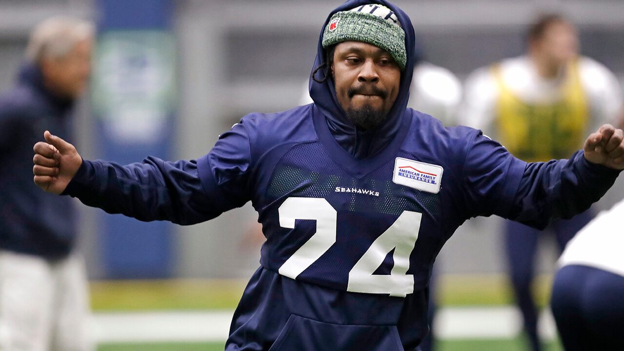 Marshawn Lynch brings tidings and good cheer in first media address in Seahawks return