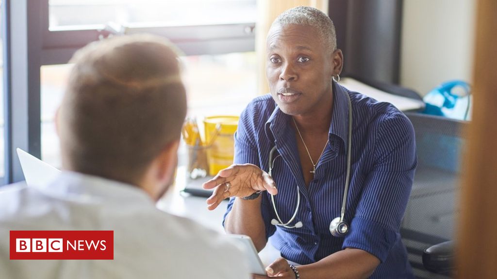 General election 2019: Labour says NHS figures show decline in GP services