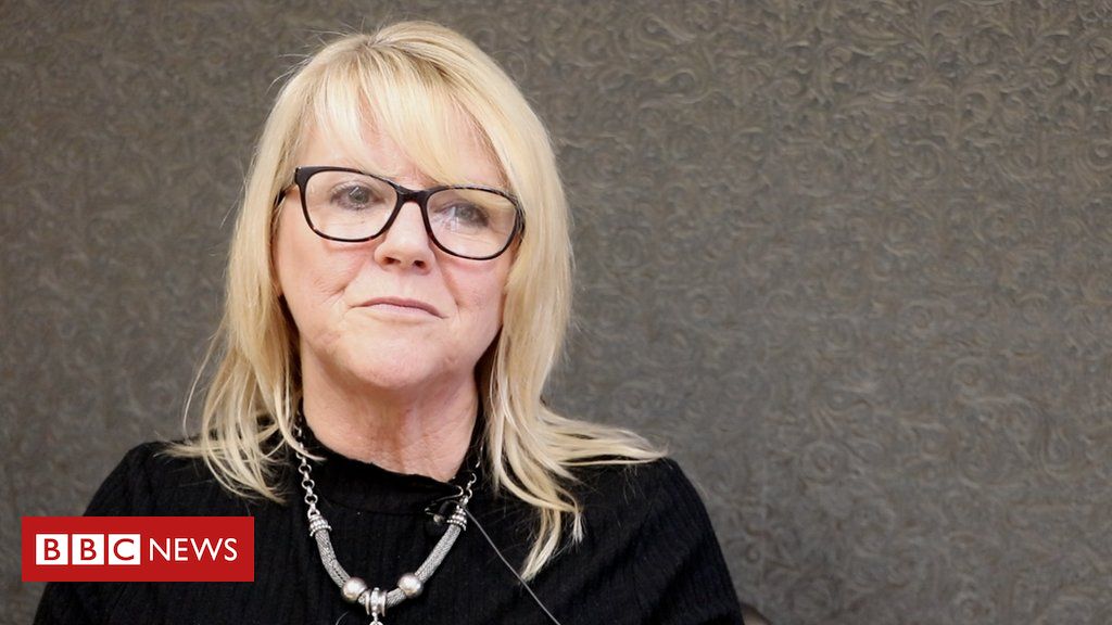 Little boxes of love help families with dementia