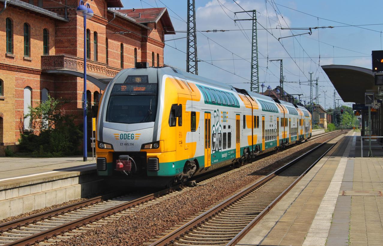 Deutsche Bahn cuts fares by 10 per cent for long-distance rail travel to curb climate crisis