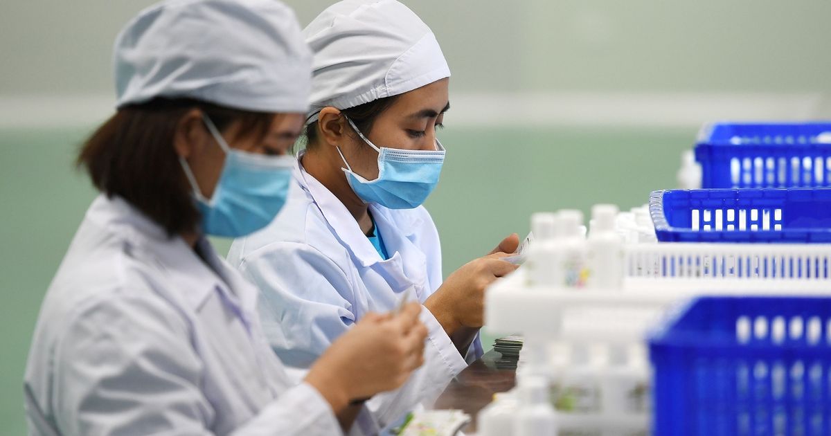 Coronavirus could disappear in the summer – but come back next year, expert warns