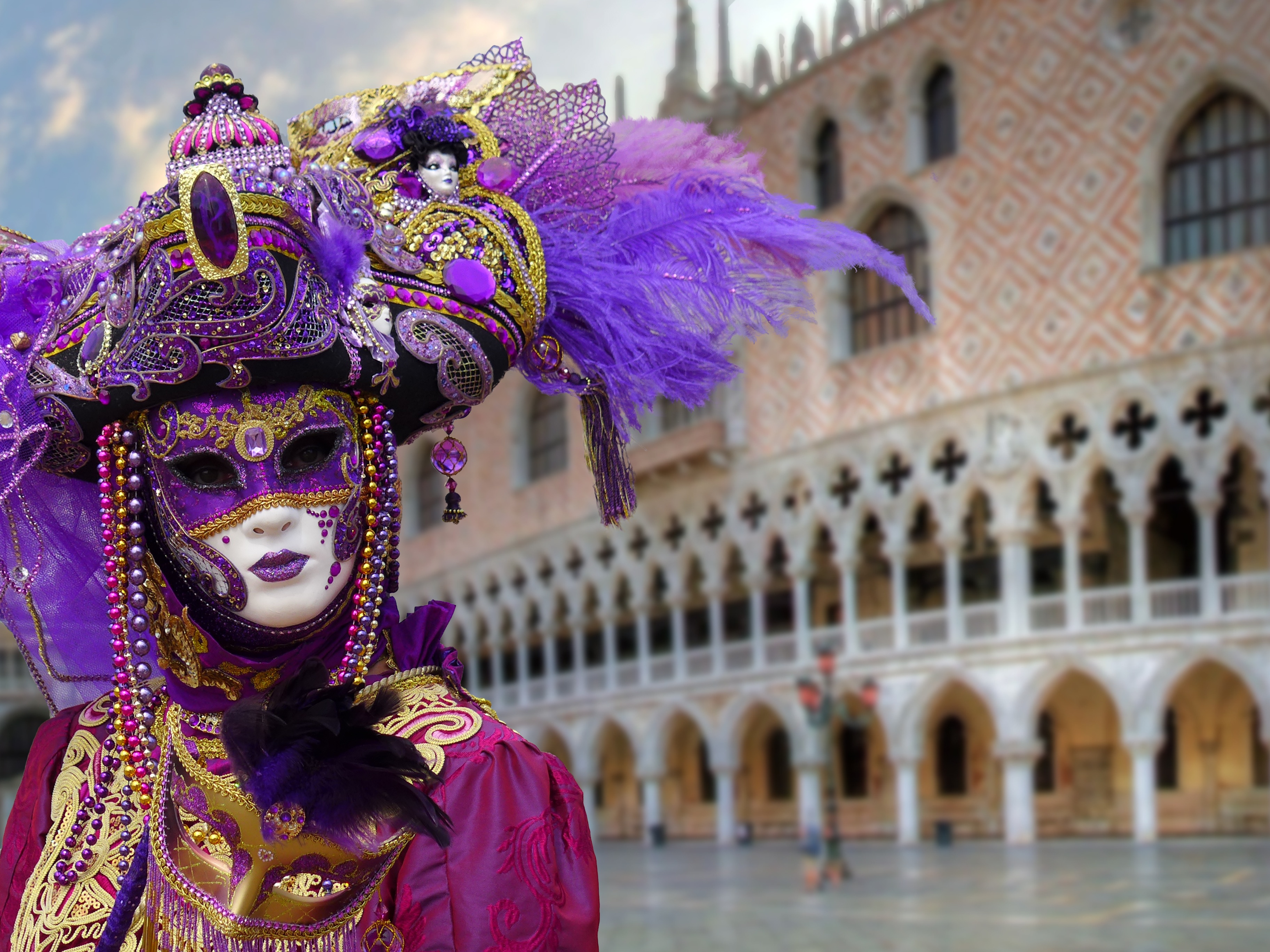 Italy’s Venice Carnival closes early to contain the spread of coronavirus