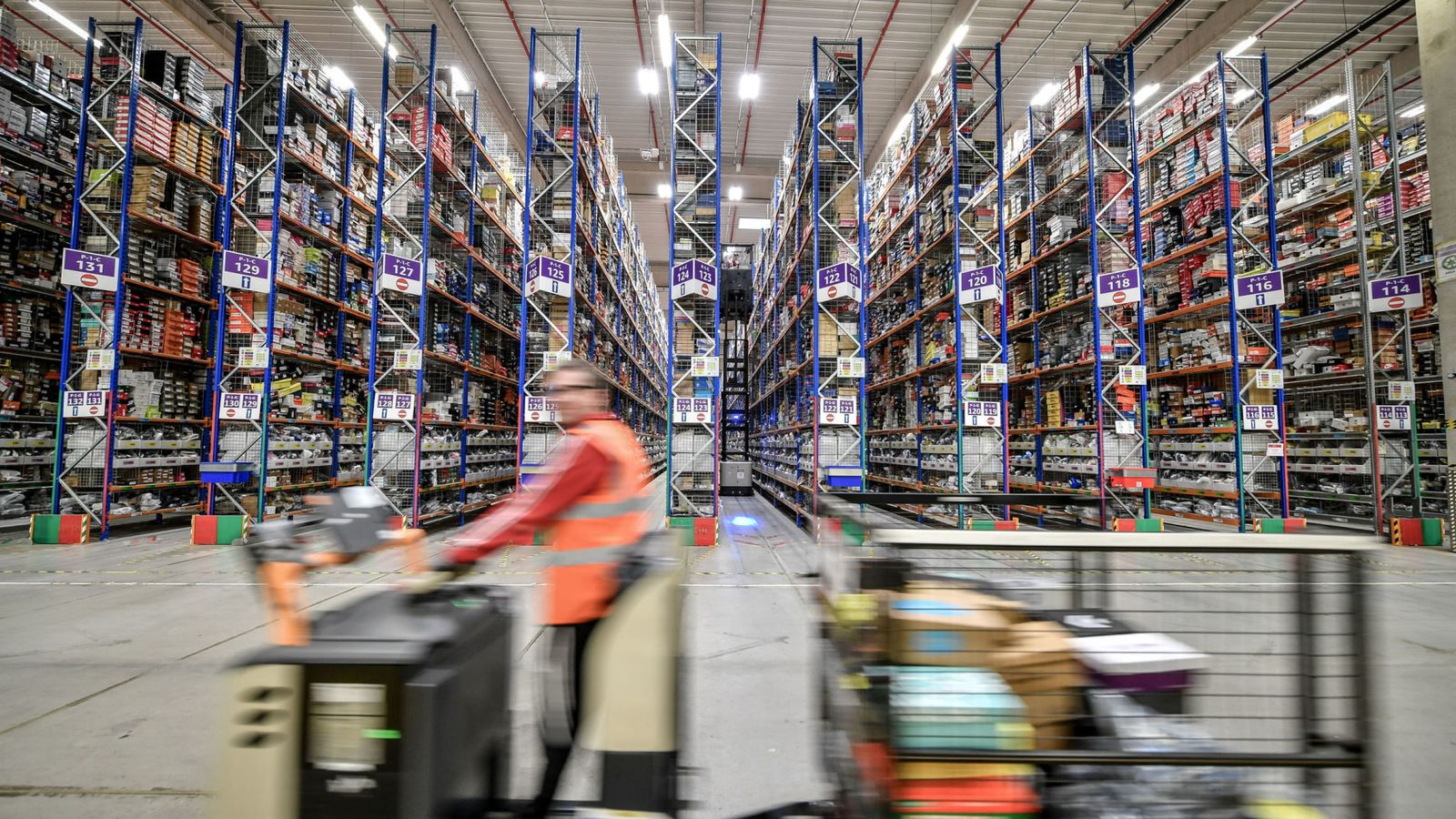 ‘Hellish conditions’ at Amazon warehouses ‘seriously hurt hundreds’ | UK News