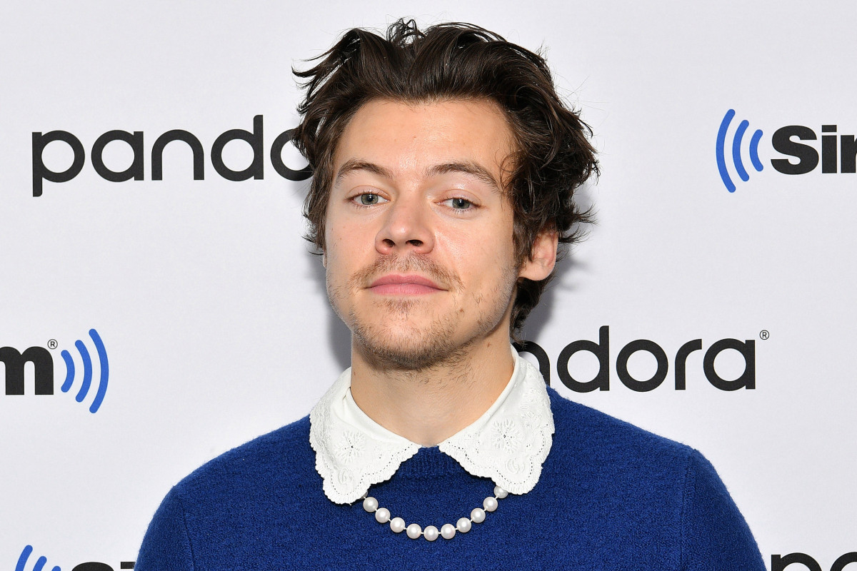 Harry Styles performs ‘Fine Line’ songs in NPR Tiny Desk Concert