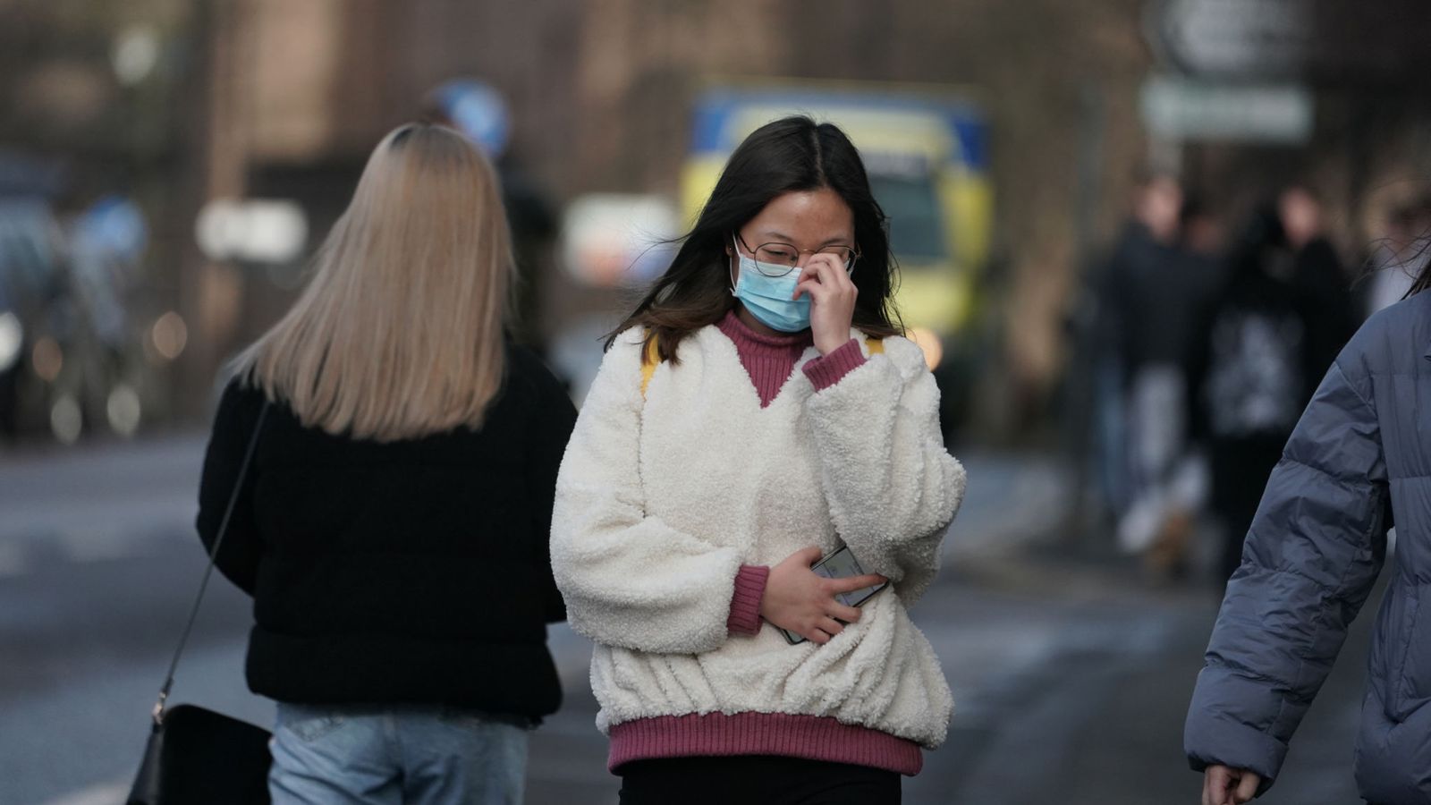Coronavirus blamed for high street woes as shoppers shun crowds | Business News