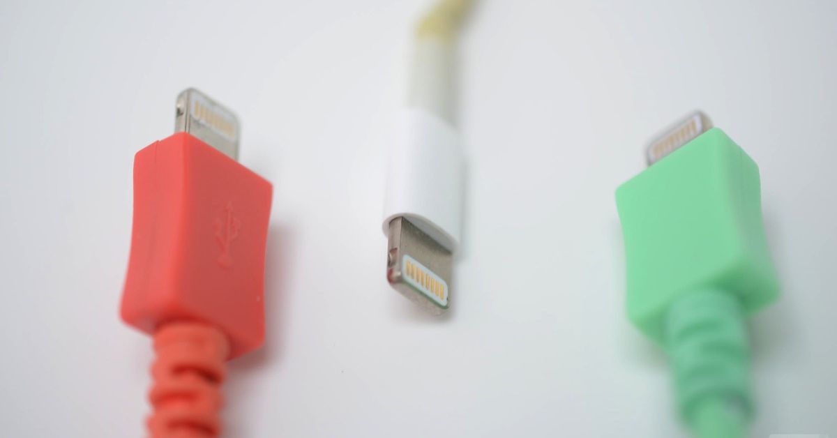 US wireless carriers are delivering phone chargers to hospitals for COVID-19 patients