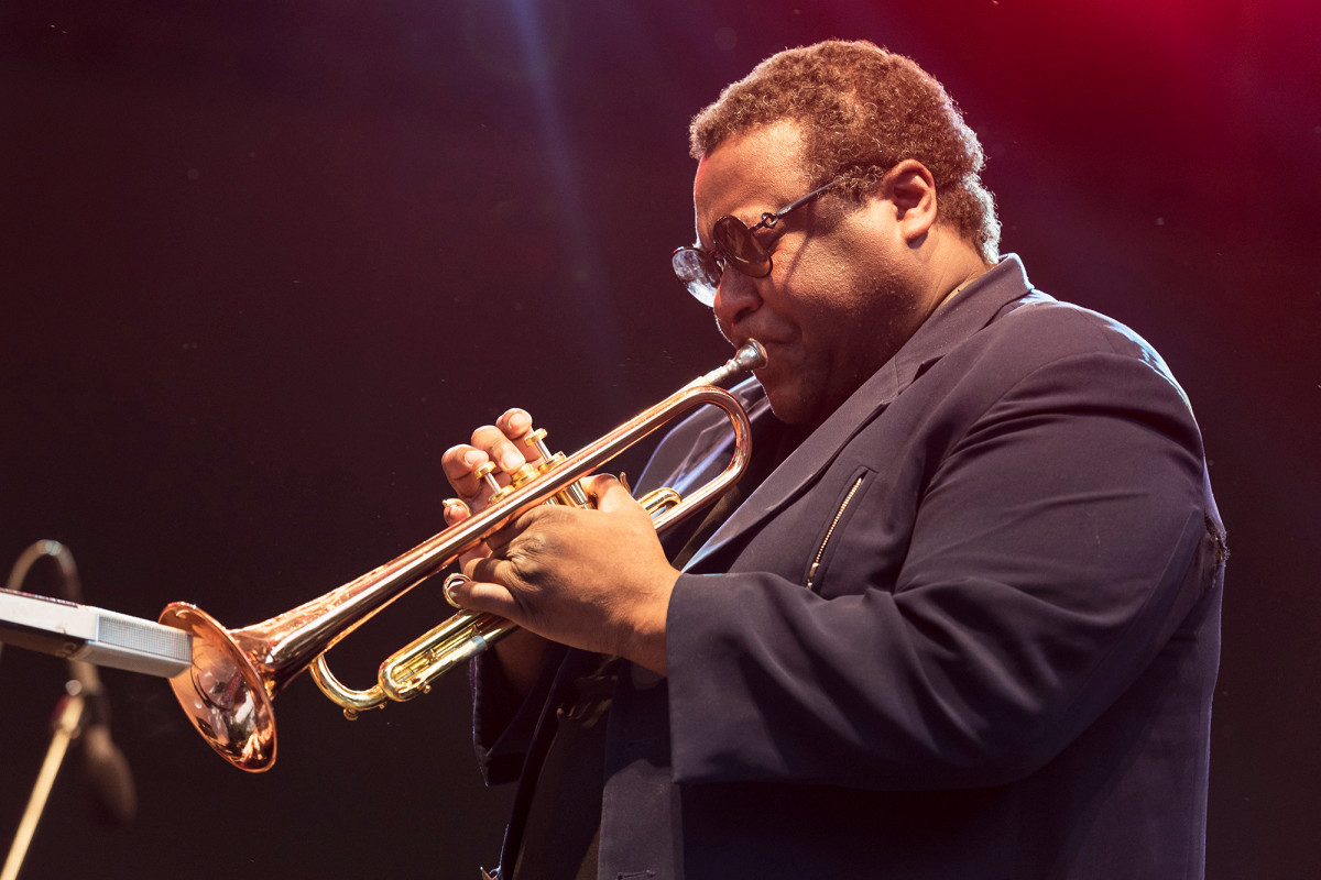 Wallace Roney, jazz trumpeter, dies at 59 from coronavirus