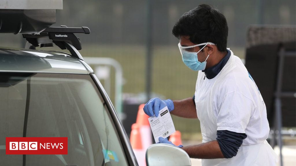 Coronavirus: UK exceeds 200,000 testing capacity target