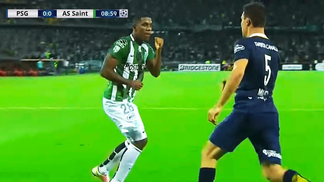 THE MOST BRUTAL KNOCKOUTS IN FOOTBALL