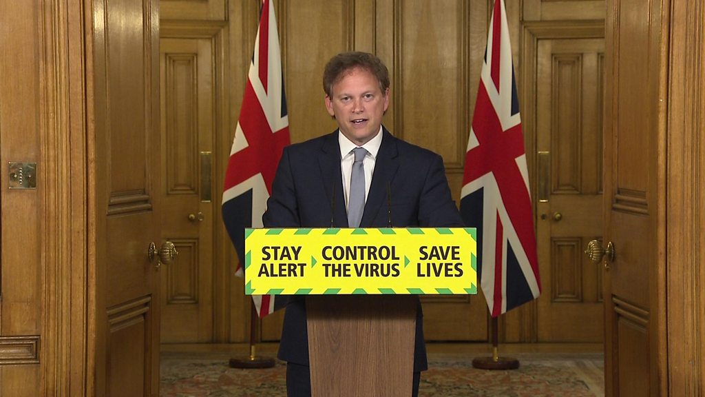 Coronavirus: Face coverings to be mandatory on public transport