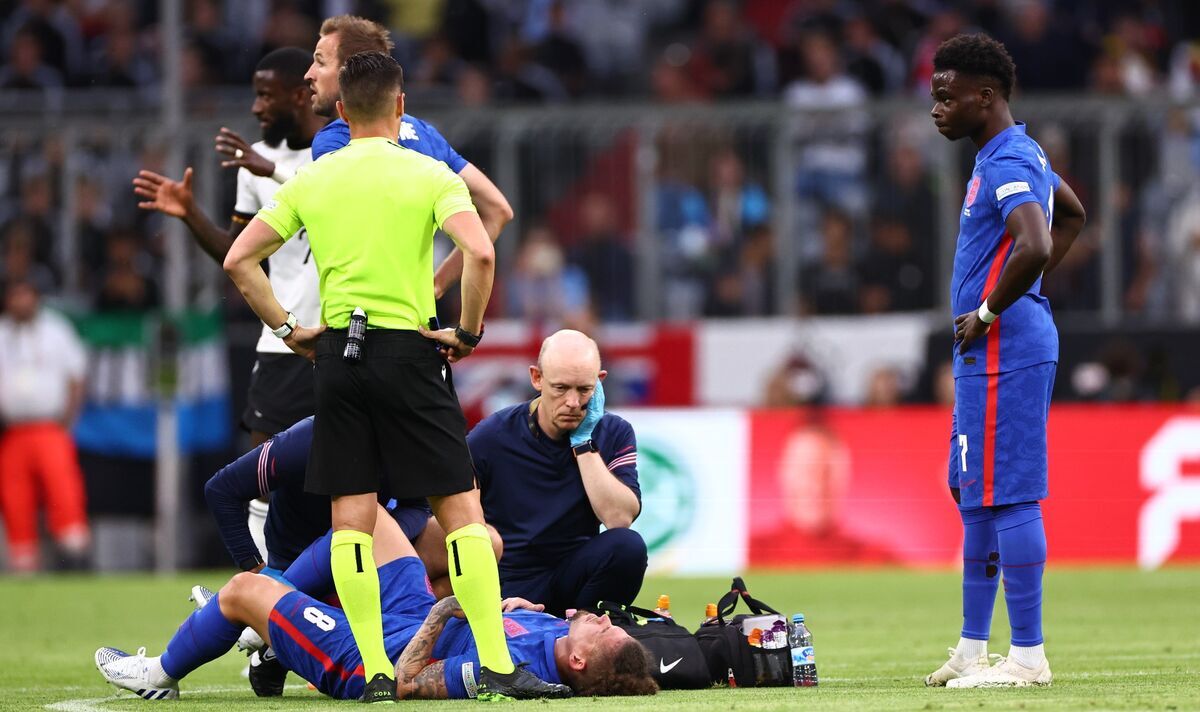 Kalvin Phillips suffers new injury as Leeds star limps off early in Germany vs England | Football | Sport