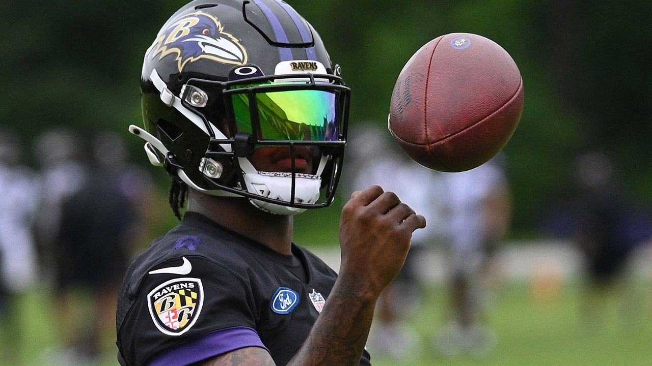 Lamar Jackson denies sending message to Ravens with ‘I Need $’ picture
