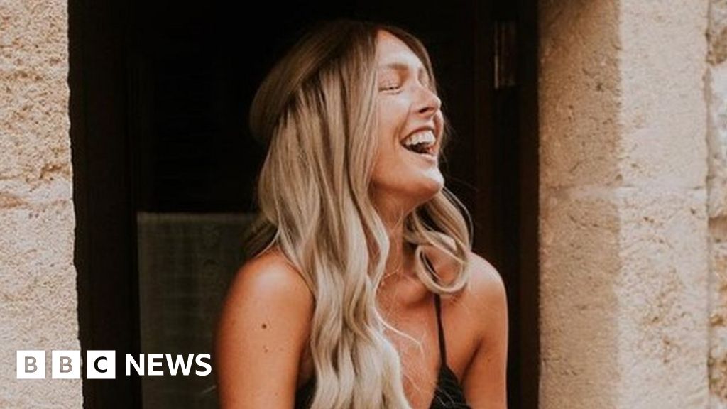 Nicky Newman: Celebrities pay tribute to inspirational cancer campaigner