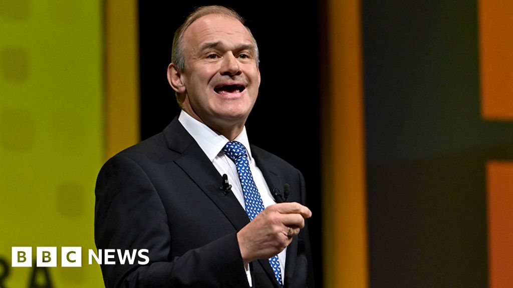 Lib Dem leader Ed Davey pledges two-month cancer treatment guarantee