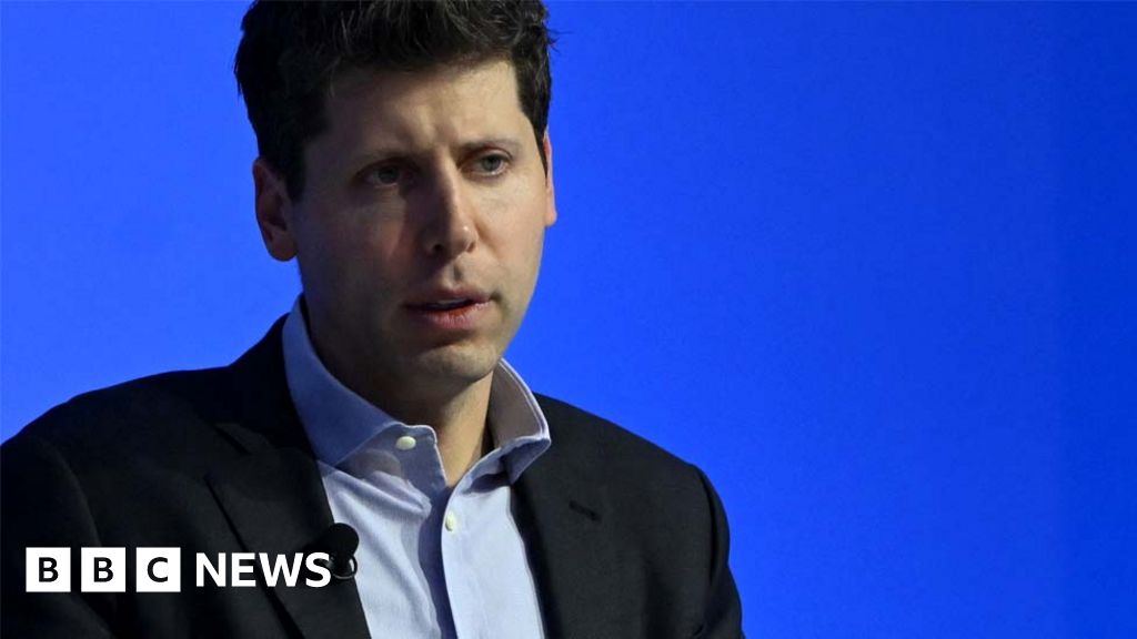 Sam Altman: Ousted OpenAI boss to return days after being sacked