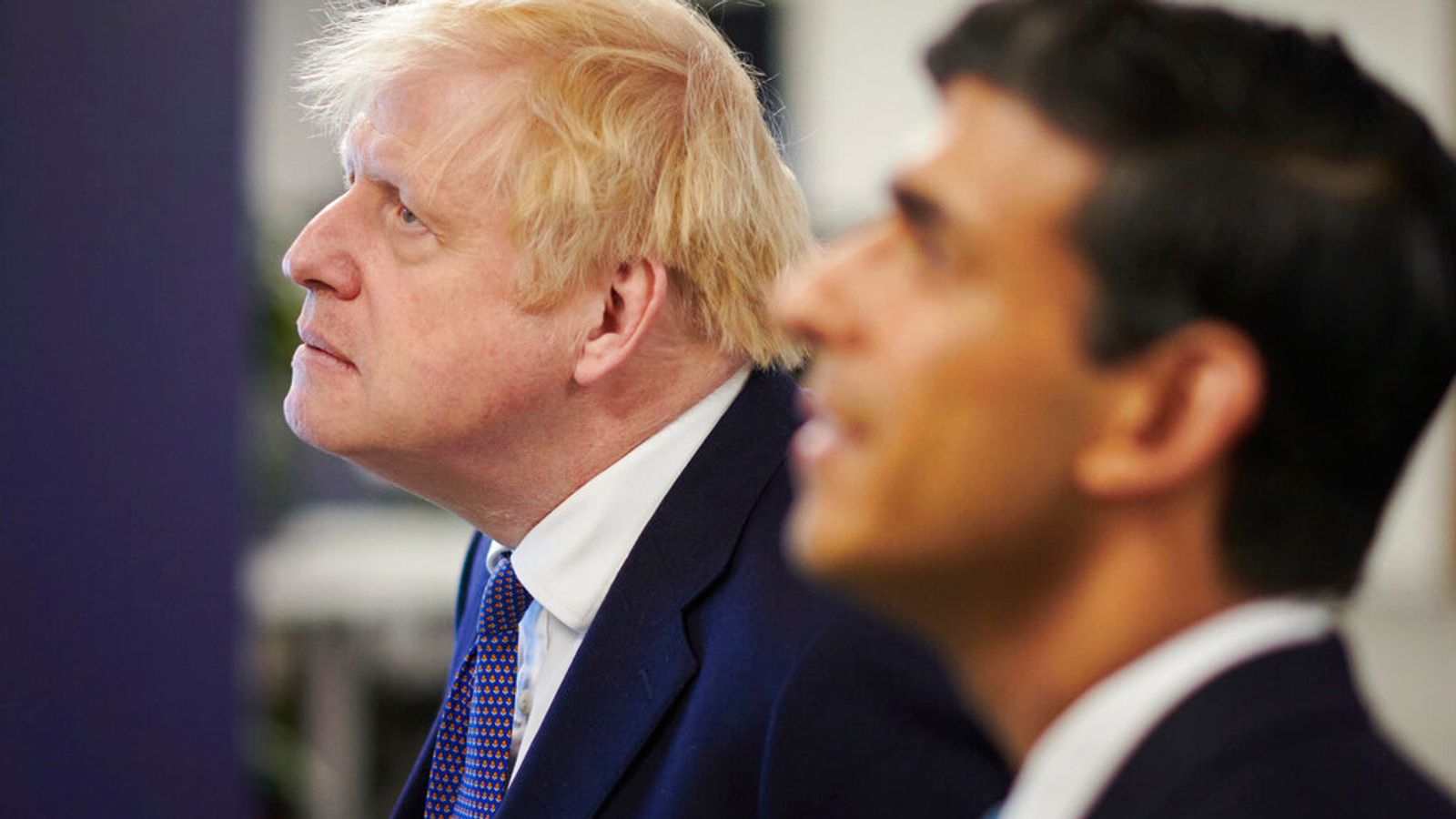 Boris Johnson piles pressure on Rishi Sunak over migration figures – as he claims Dublin ‘engulfed by race riots’ | Politics News