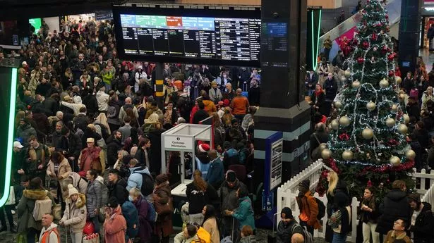 Christmas travel chaos as 115mph winds and ice travel bring misery for Brits