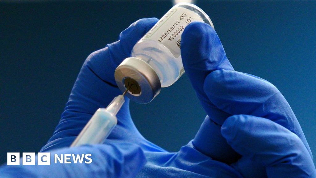 NHS vaccinations to be booked online in drive to increase uptake