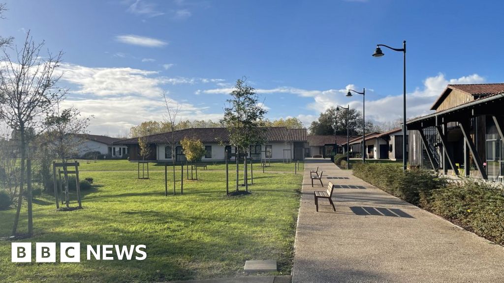 Landais Alzheimer – the village where everyone has dementia