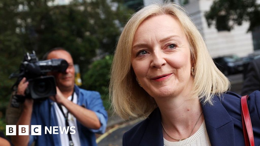 Liz Truss unveils resignation honours list